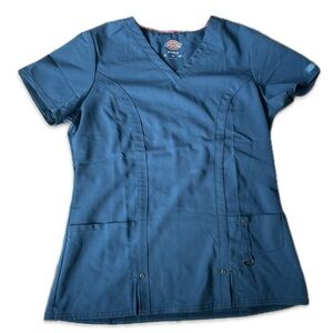 Dickies Women’s Scrub Top - Caribbean Blue - size small
